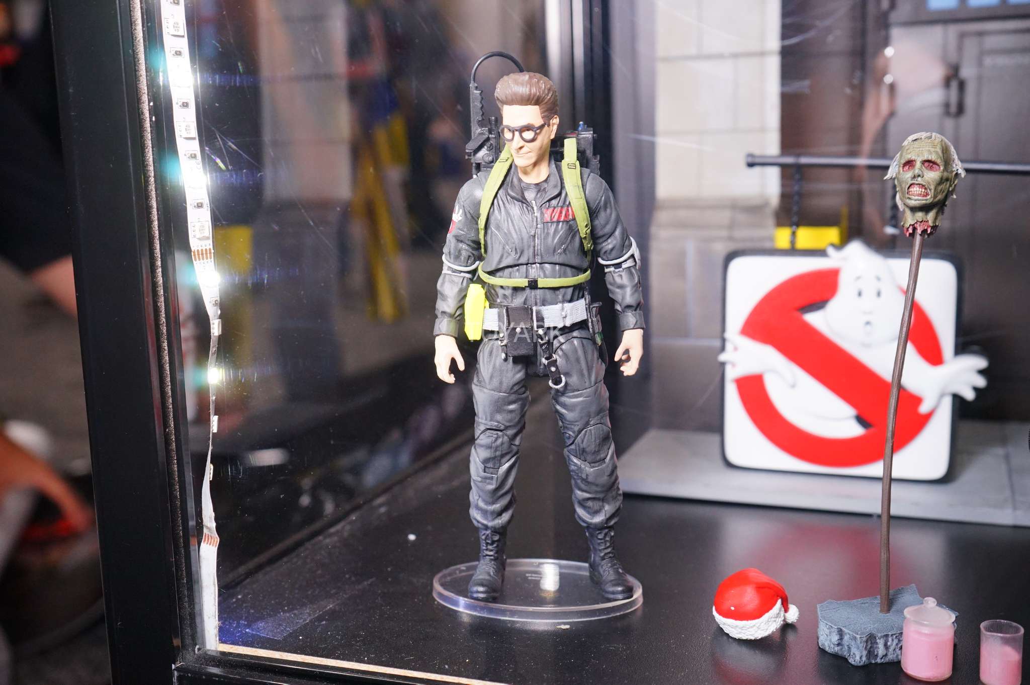 SDCC-2017-DST-Ghostbusters-006[1]